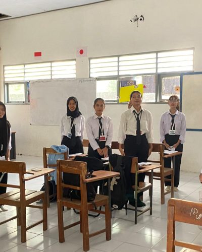 TSK MENYAPA SISWA